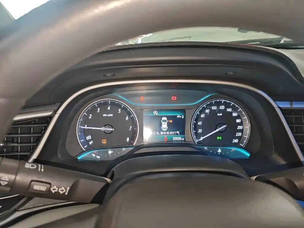 Buick Excelle — миниатюра 12