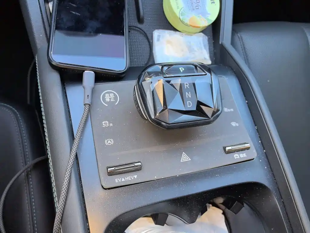 BYD Qin L — миниатюра 10