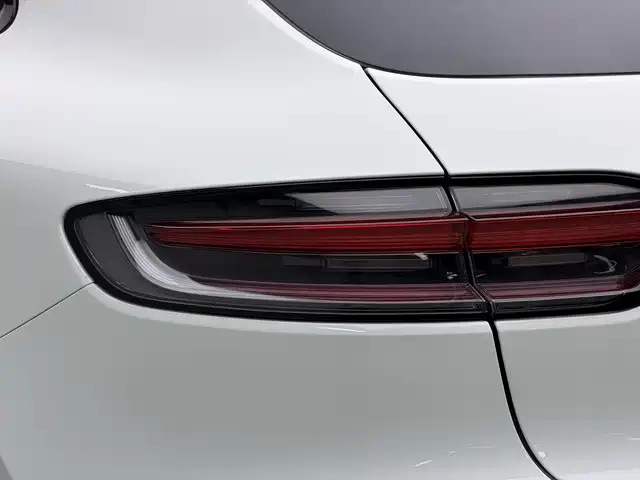 Porsche Macan — миниатюра 15