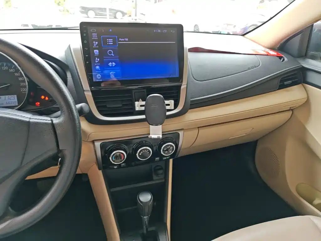 Toyota Vios — миниатюра 10