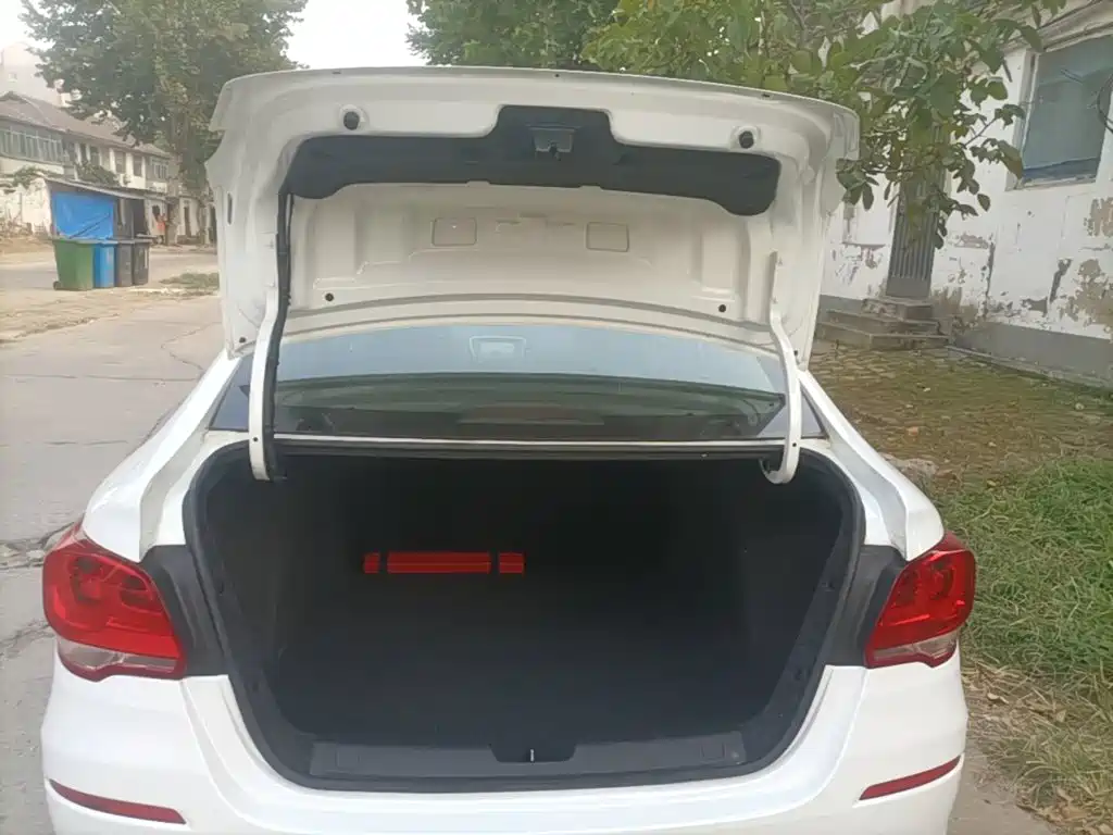 Chevrolet Cavalier — миниатюра 19