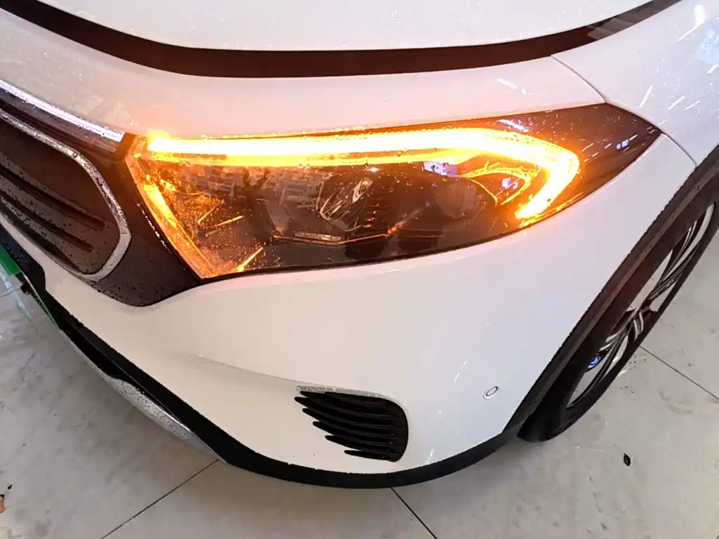 Mercedes-Benz EQB — миниатюра 24