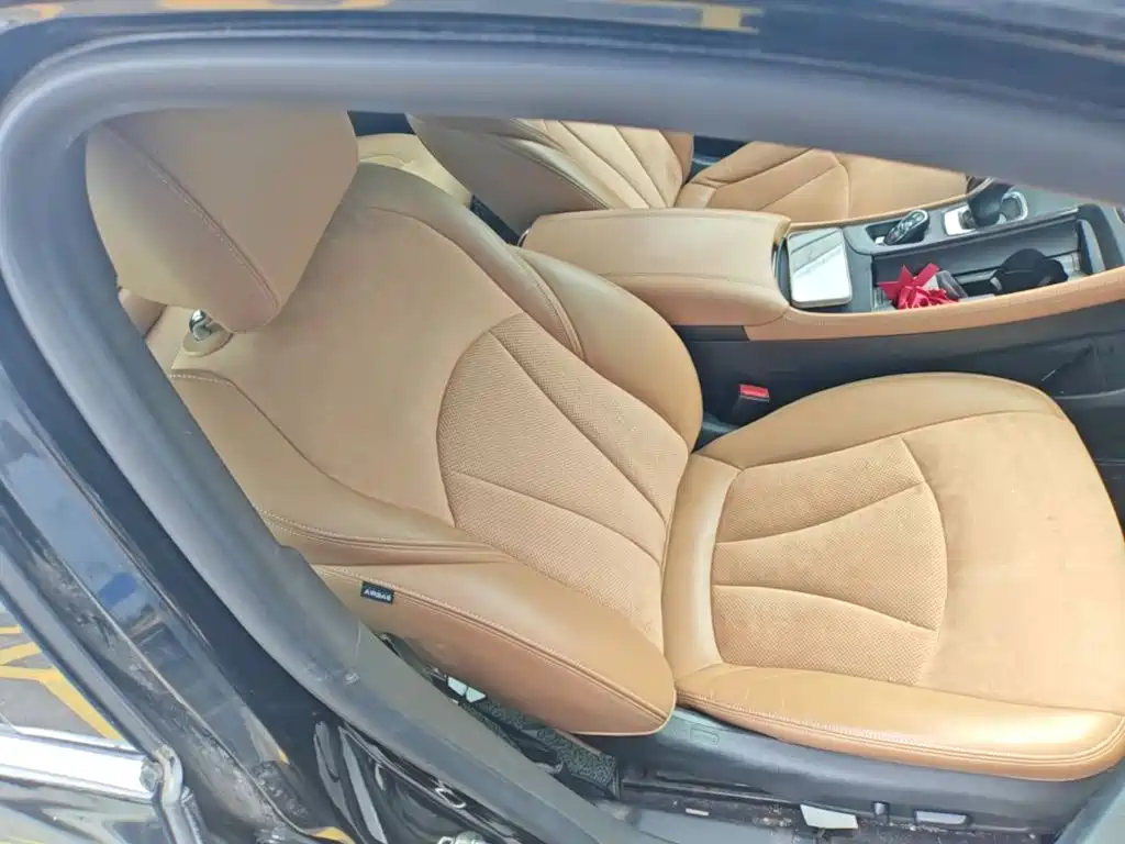 Buick LaCrosse — миниатюра 25