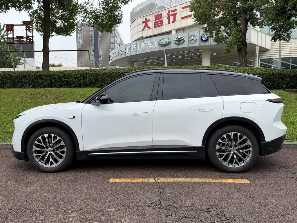 NIO ES6 — миниатюра 3