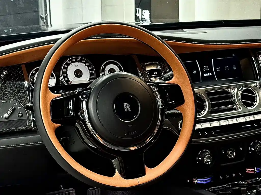 Rolls-Royce Wraith — миниатюра 8