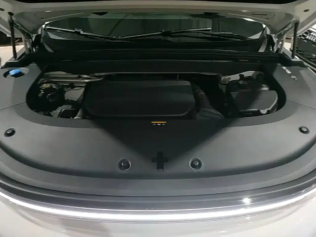 Li Auto Li L6 — миниатюра 20