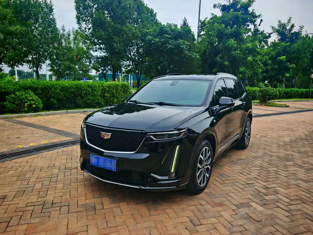 Cadillac XT6