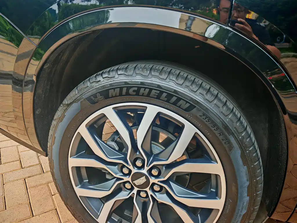 Cadillac XT6 — миниатюра 14