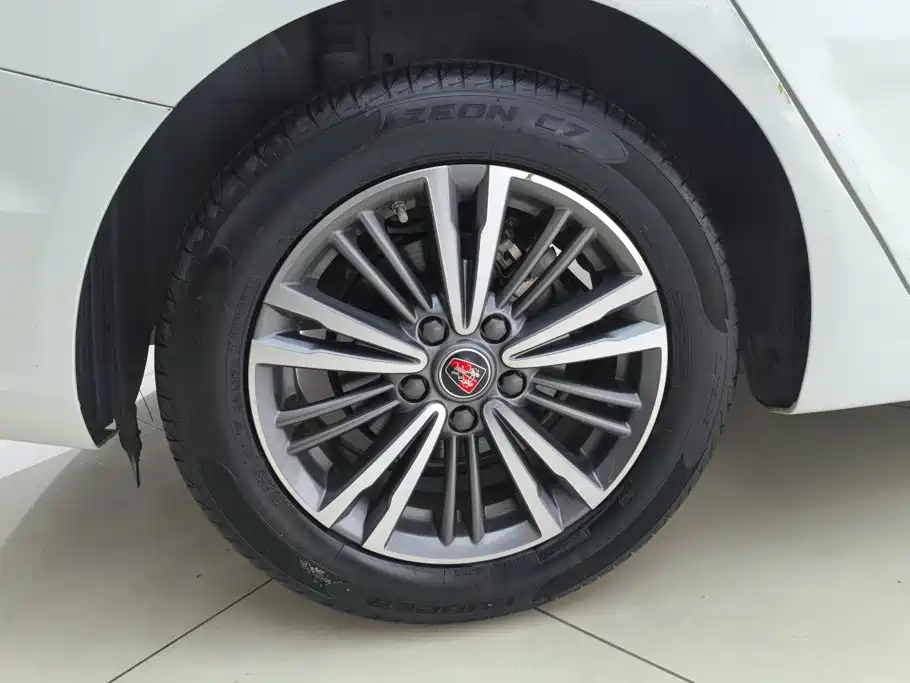 Roewe i5 — миниатюра 6