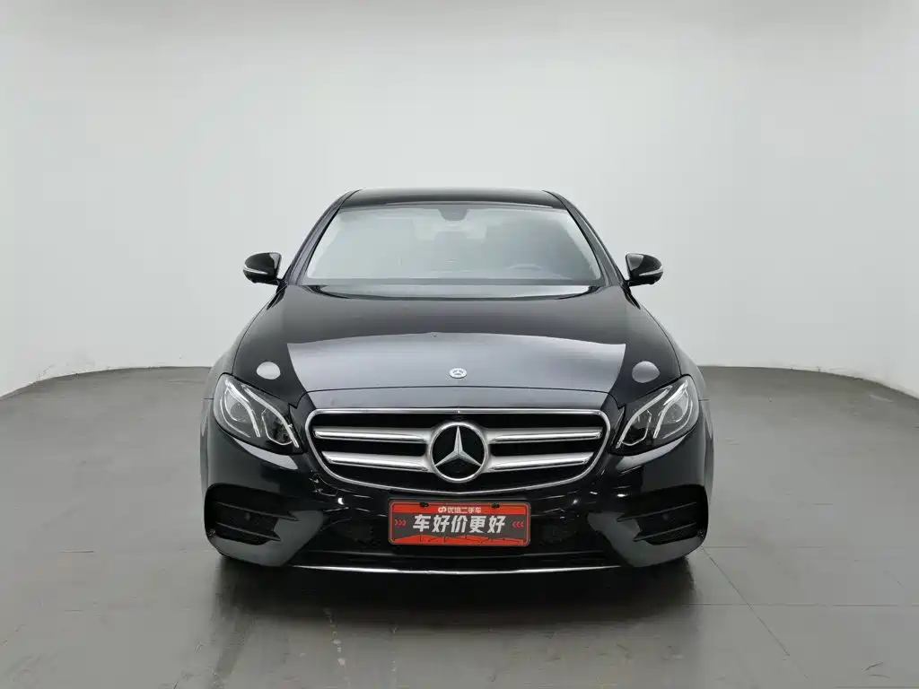 Mercedes-Benz E-Class — миниатюра 3