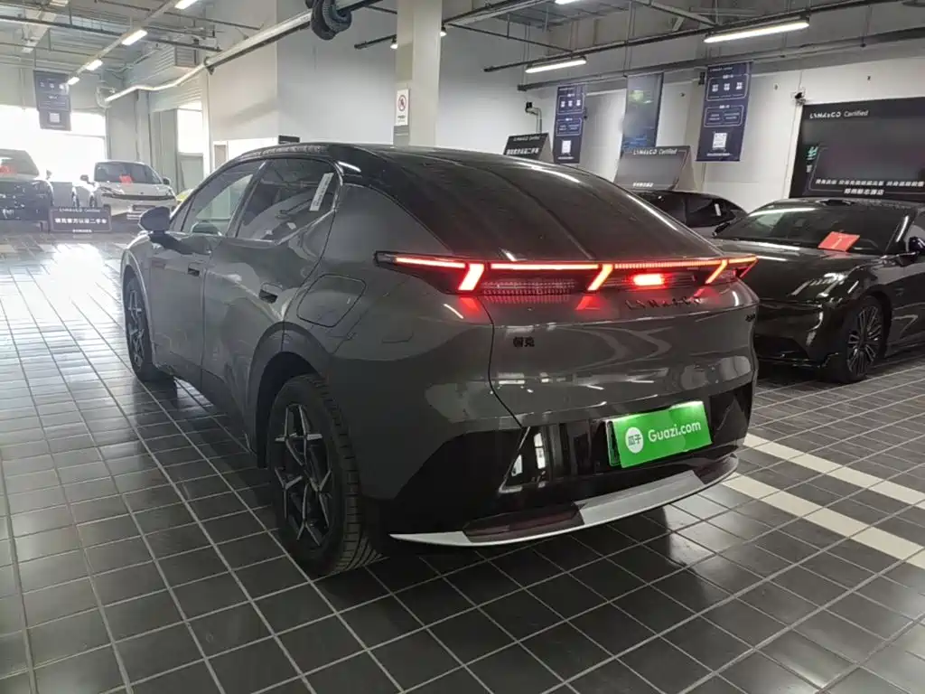 Lynk & Co 20 — миниатюра 5