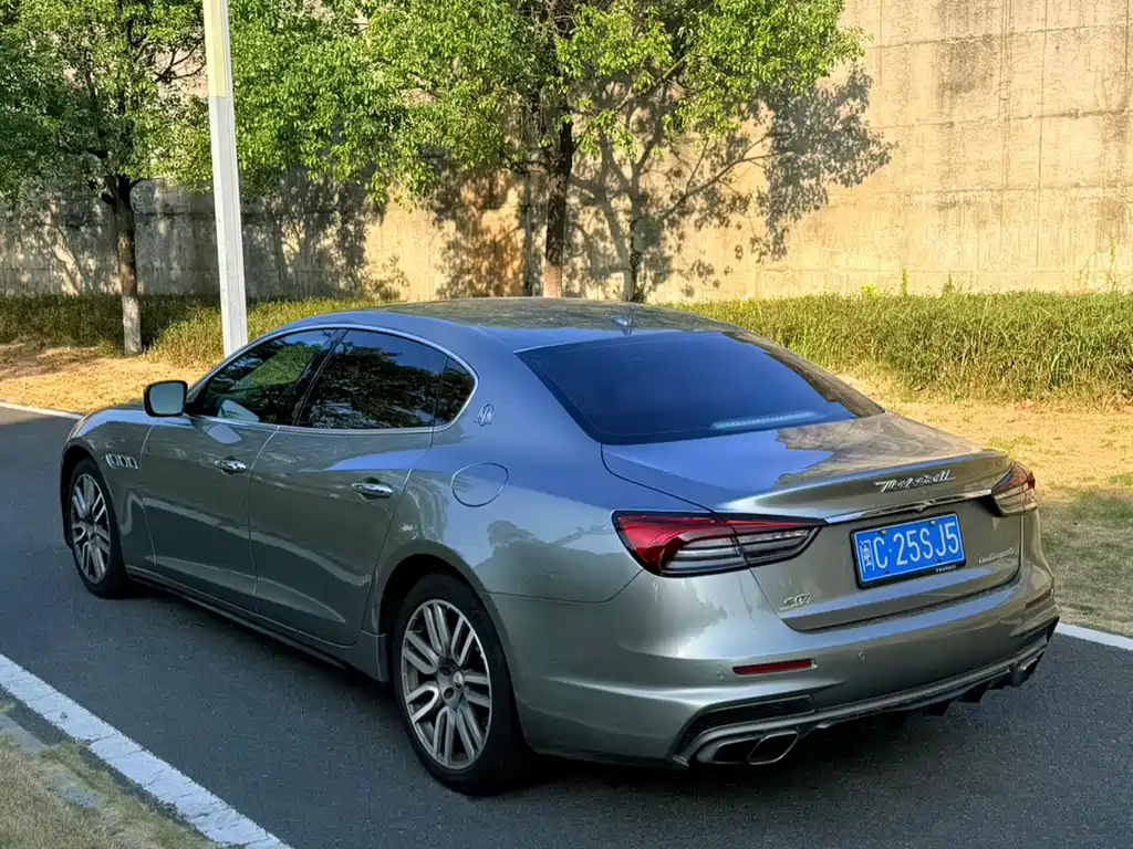 Maserati Quattroporte — миниатюра 16