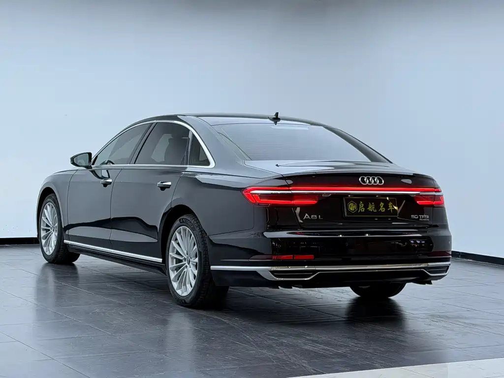 Audi A8 — миниатюра 13