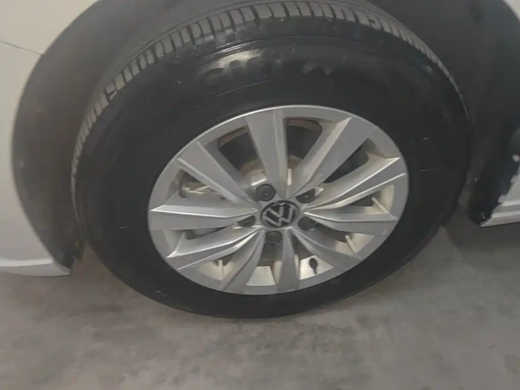 Volkswagen Lavida — миниатюра 23