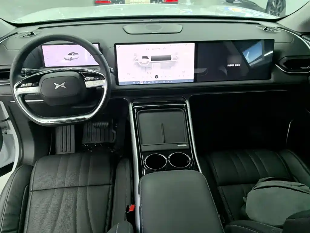 XPeng G9 — миниатюра 10