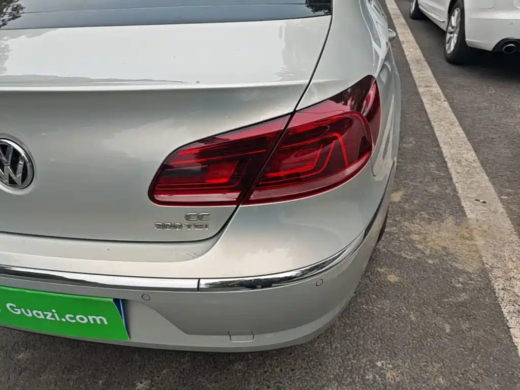 Volkswagen CC — миниатюра 8
