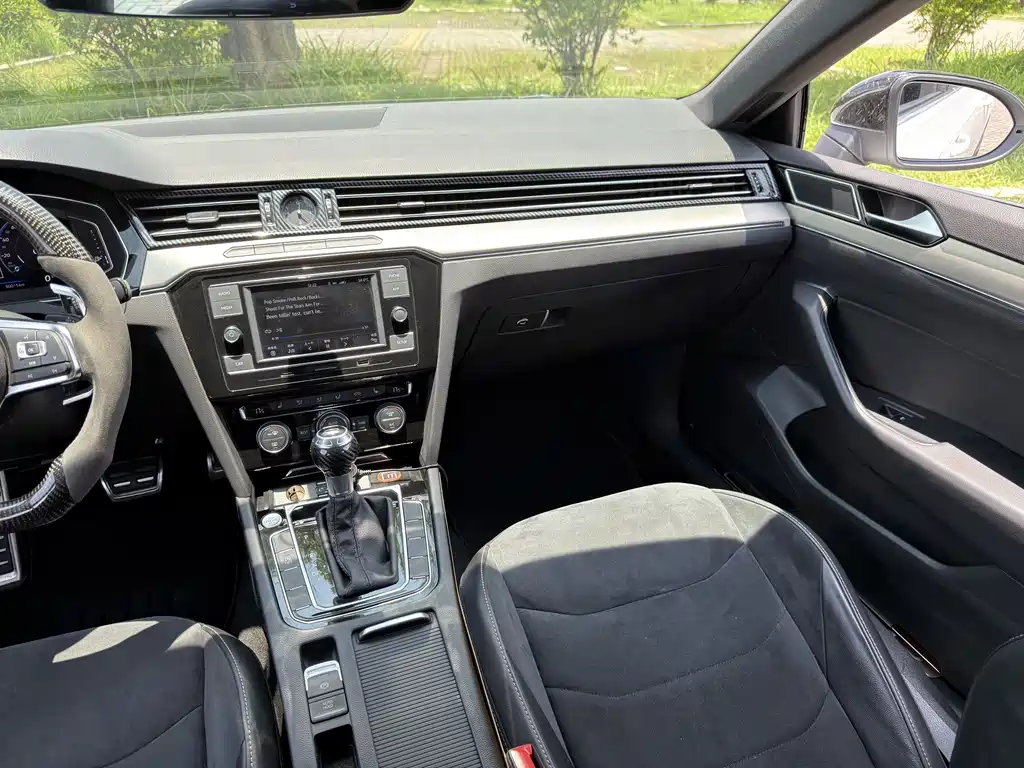 Volkswagen FAW - Passat CC CC 2019 330TSI V