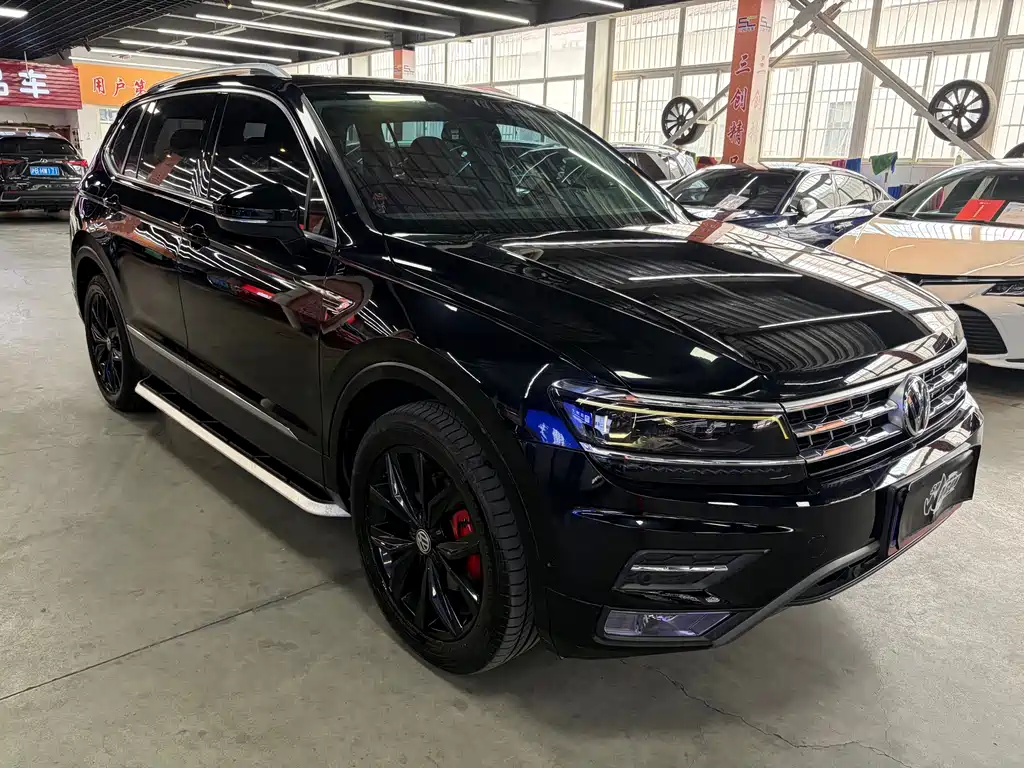 Volkswagen Tiguan L — миниатюра 3
