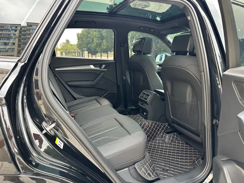 Audi Q5L — миниатюра 5
