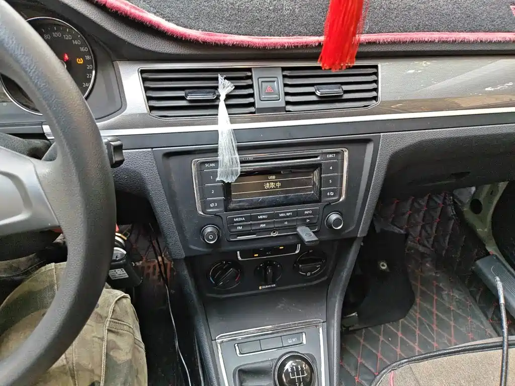 Volkswagen Bora — миниатюра 9