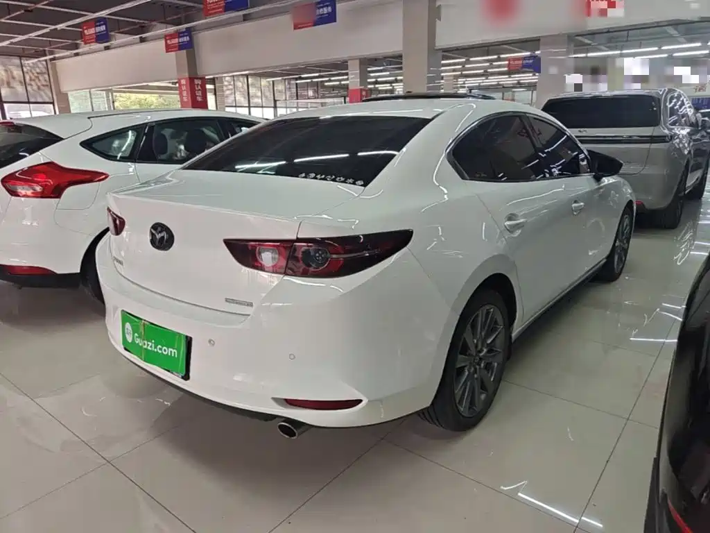 Mazda 3 Axela — миниатюра 7