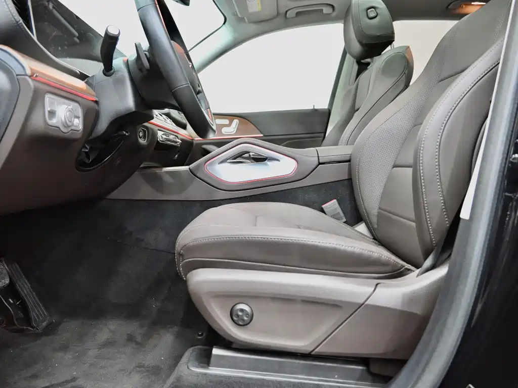 Mercedes-Benz GLE New Energy — миниатюра 16