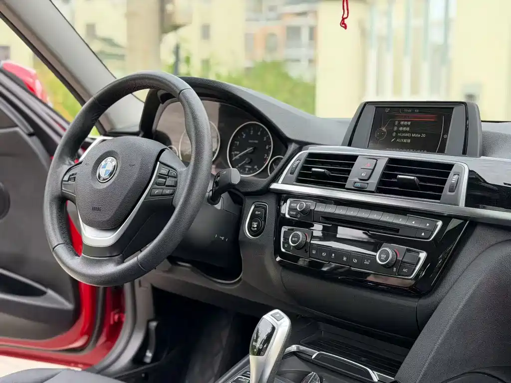 BMW 3 Series — миниатюра 7