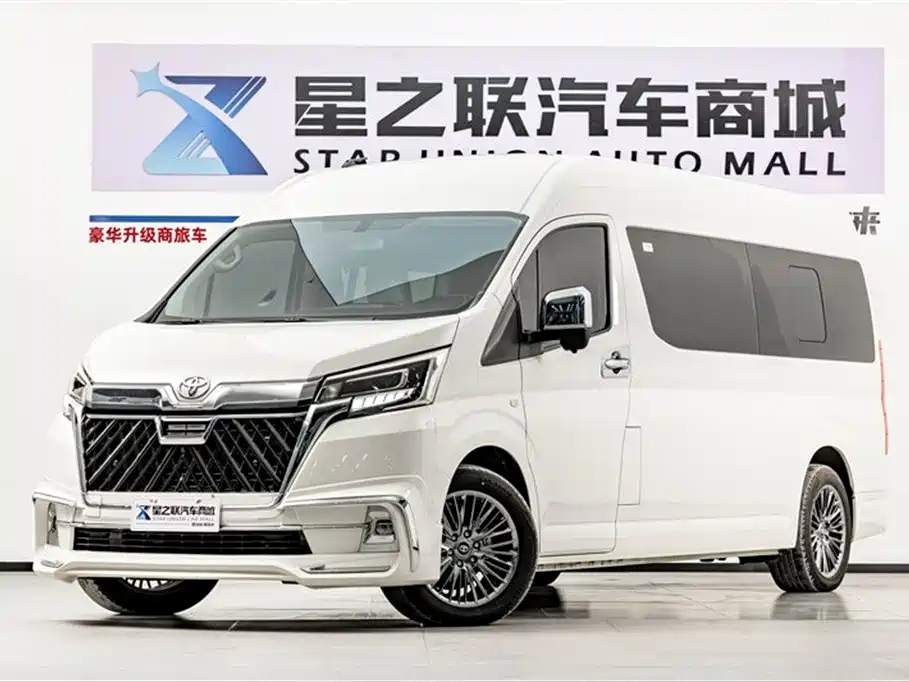 Toyota Hiace 2023