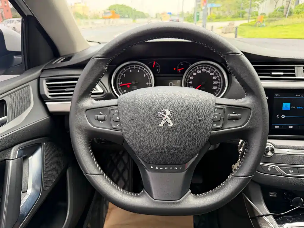 Peugeot 408 — миниатюра 17