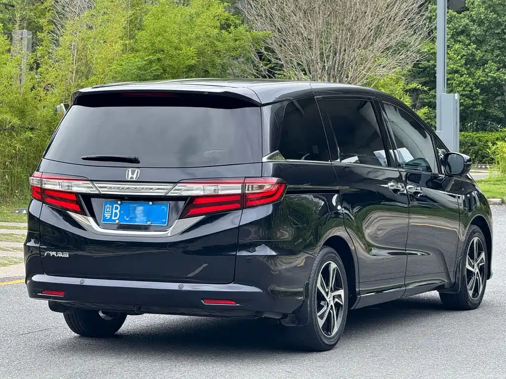 Honda Odyssey — миниатюра 10