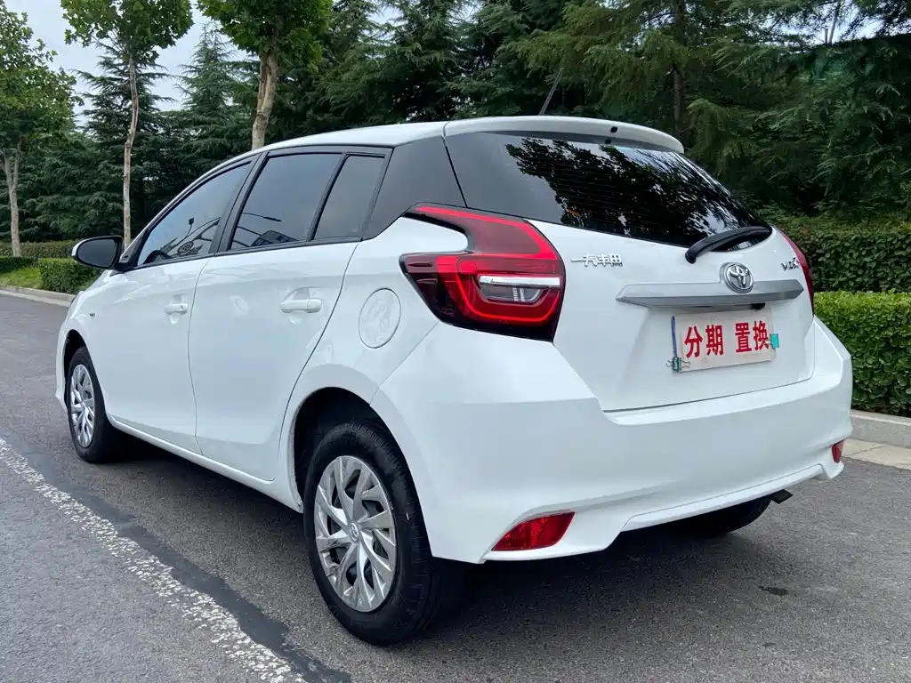 Toyota Vios FS — миниатюра 13