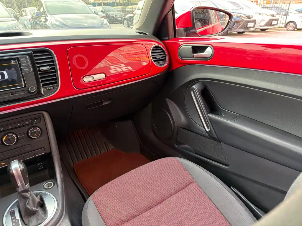Volkswagen Beetle — миниатюра 9