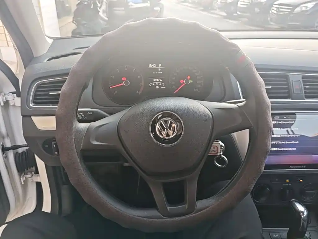 Volkswagen Lavida — миниатюра 11