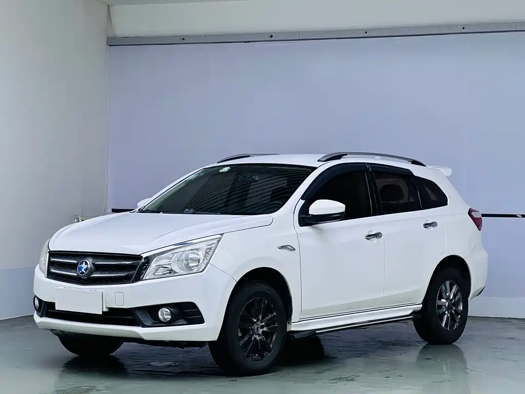 Venucia T70 2016