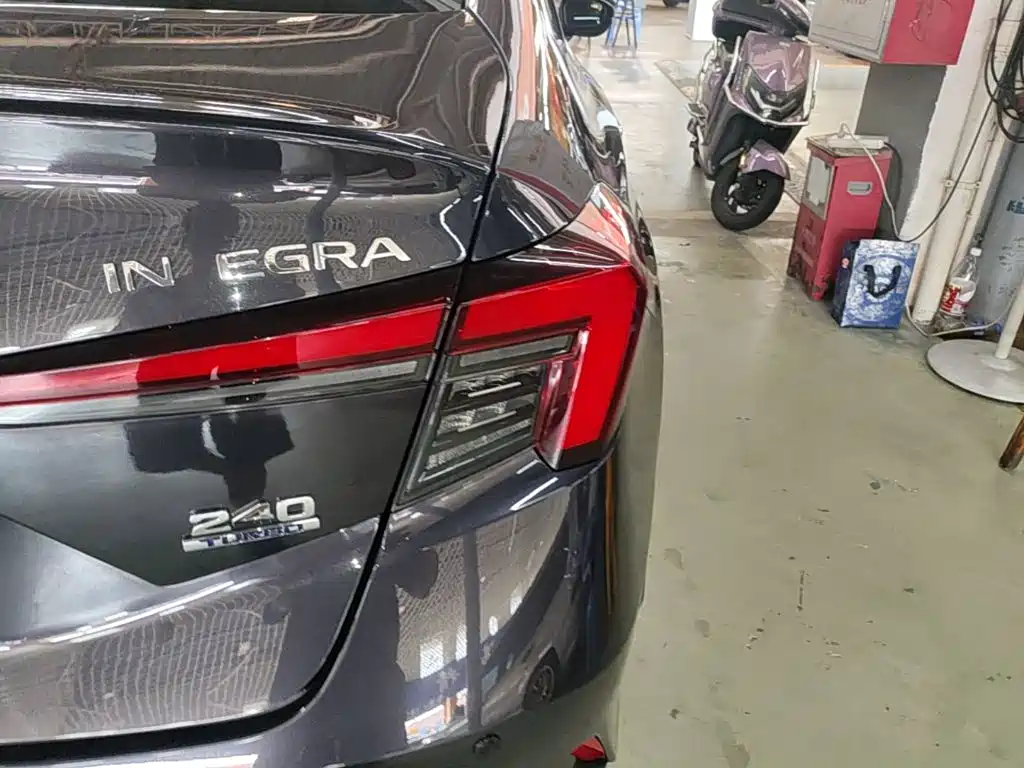 Honda Integra — миниатюра 8
