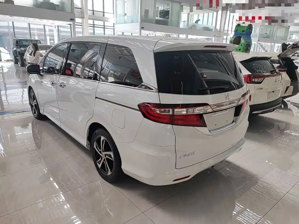 Honda Odyssey — миниатюра 5