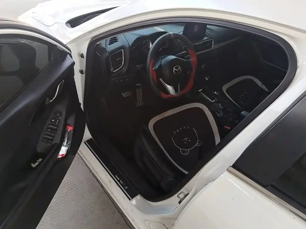 Mazda 3 Axela — миниатюра 21
