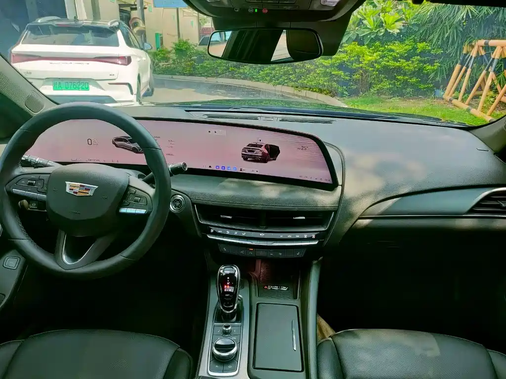 Cadillac CT5 — миниатюра 33