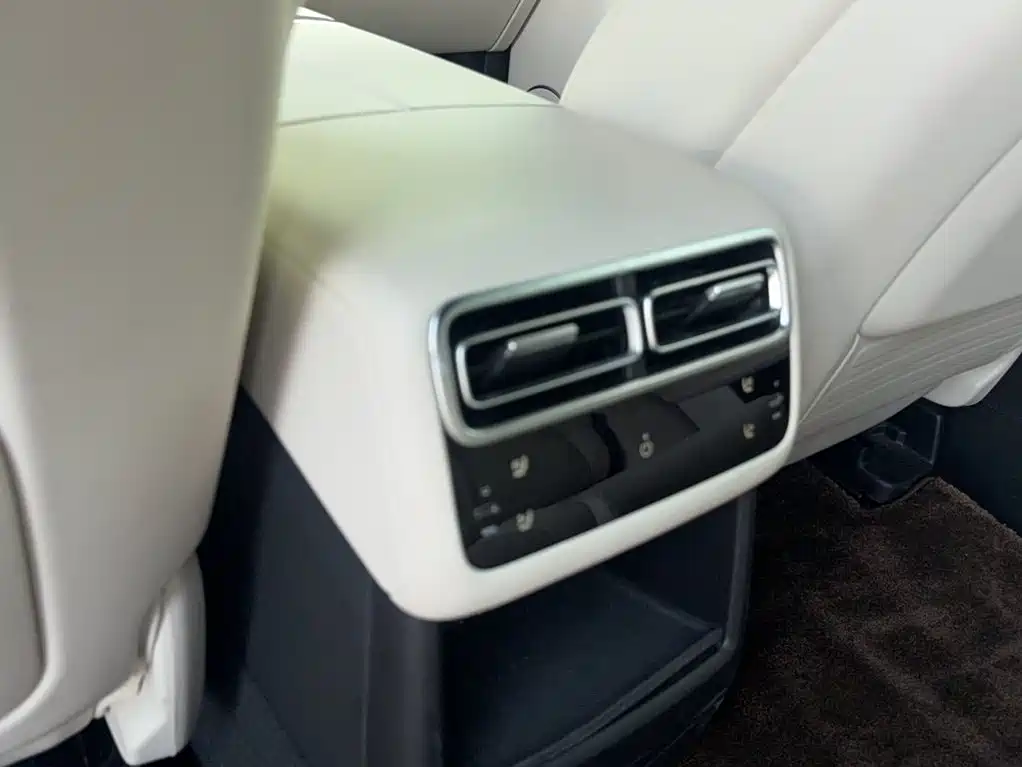 Li Auto Li L7 — миниатюра 13