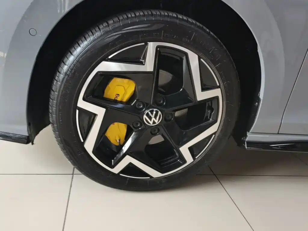 Volkswagen Golf — миниатюра 23