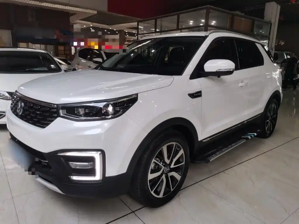 Changan CS55 — миниатюра 2