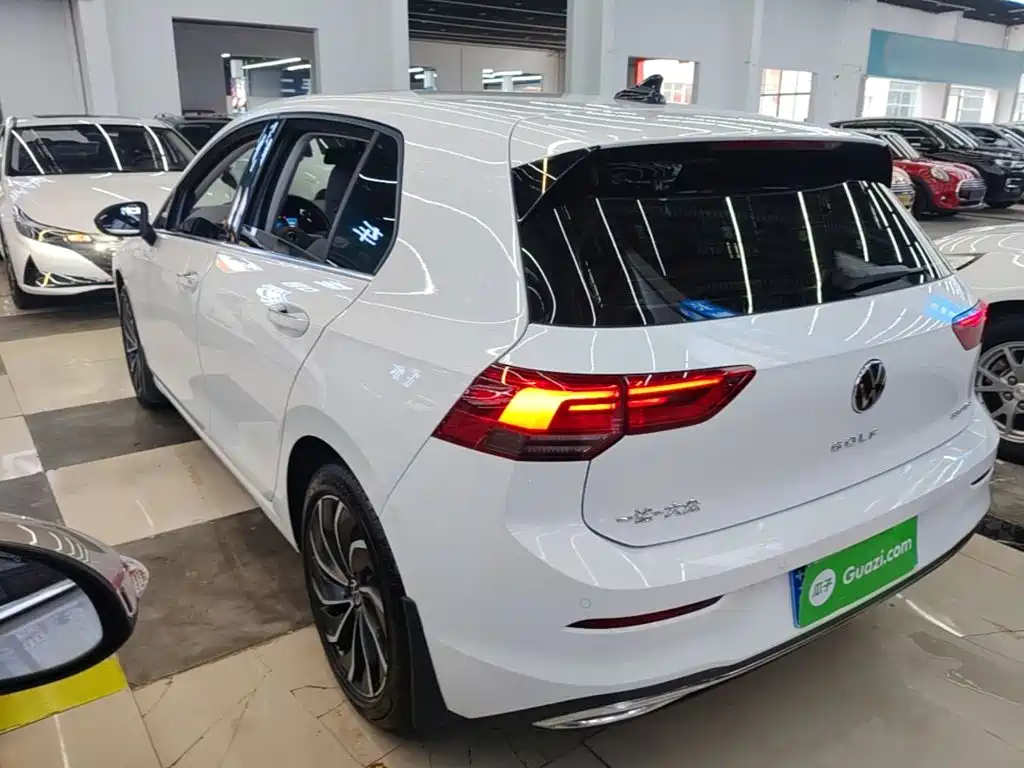 Volkswagen Golf — миниатюра 5
