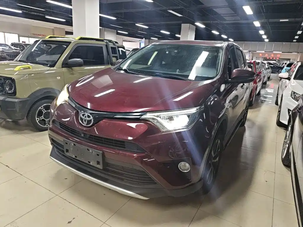 Toyota RAV4 — миниатюра 2
