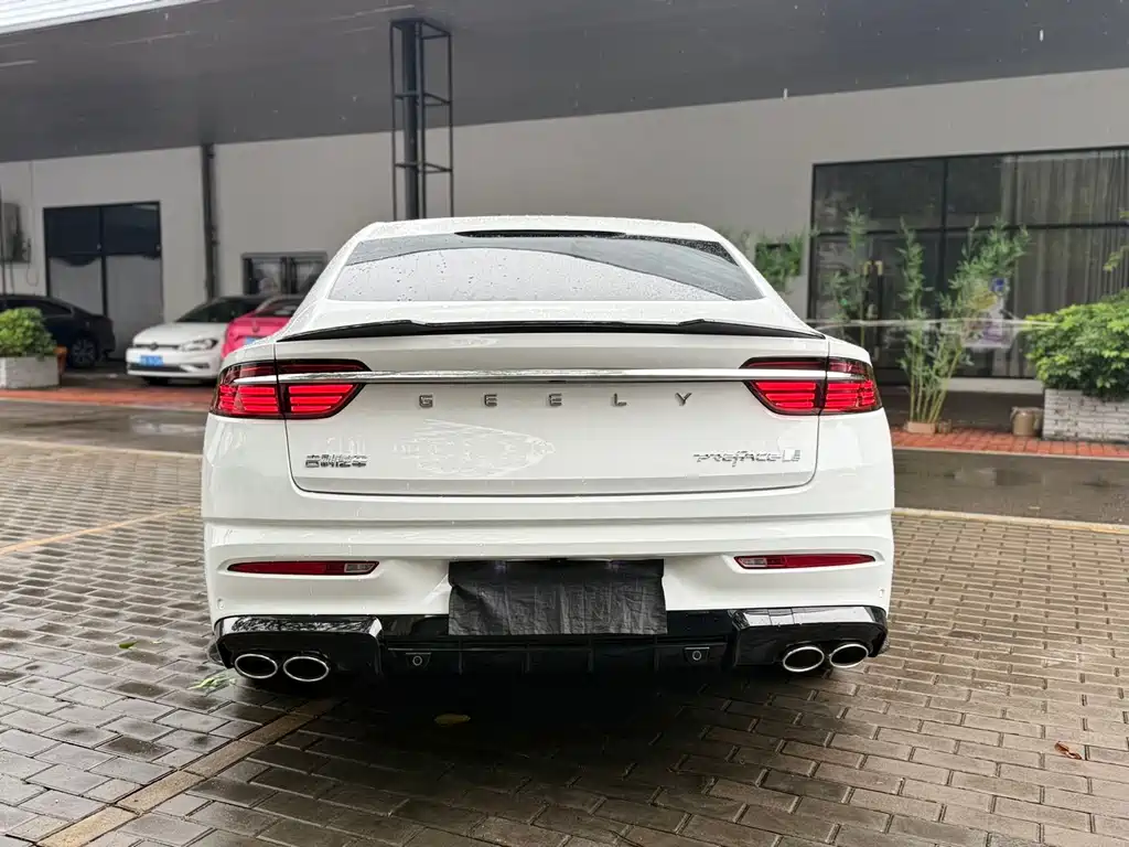 Geely Preface 2023 2.0TD Luxury
