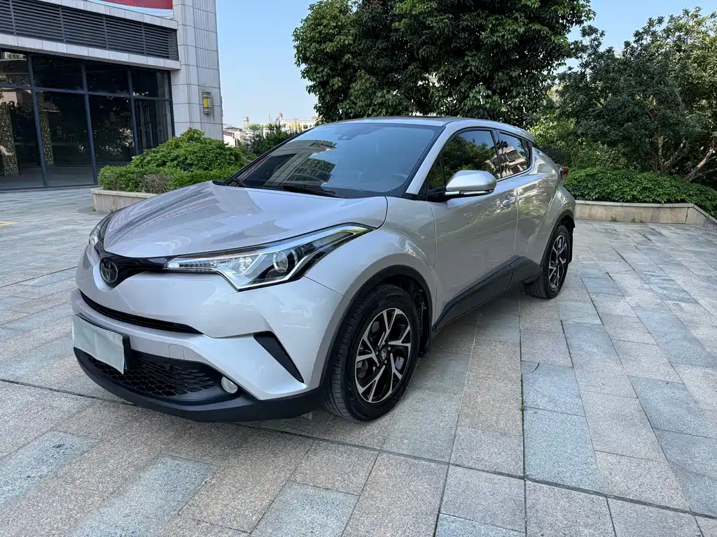 TOYOTA C HR