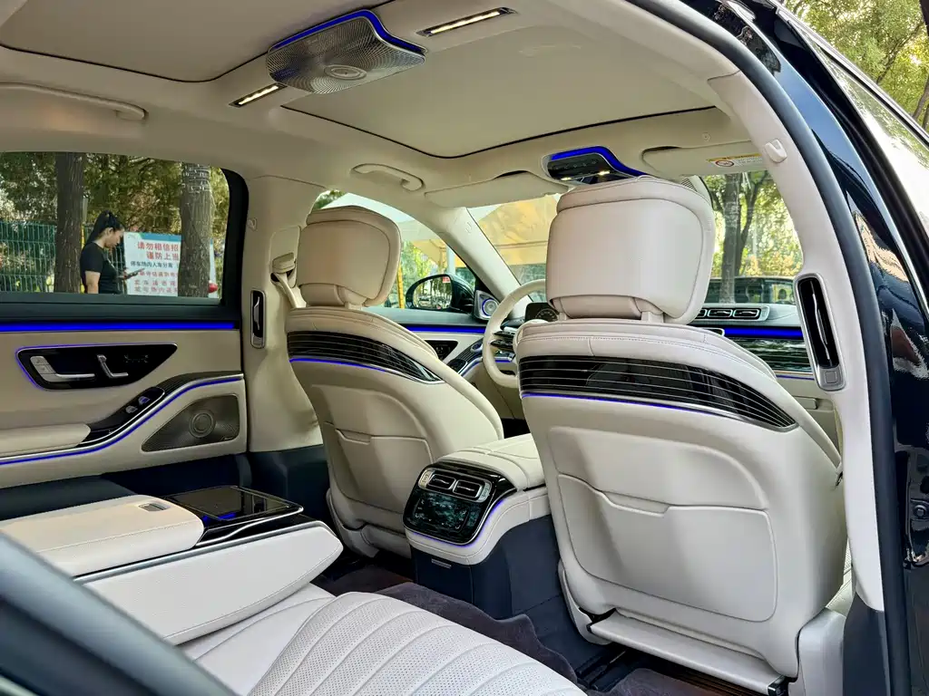 Mercedes-Benz S-Class — миниатюра 17