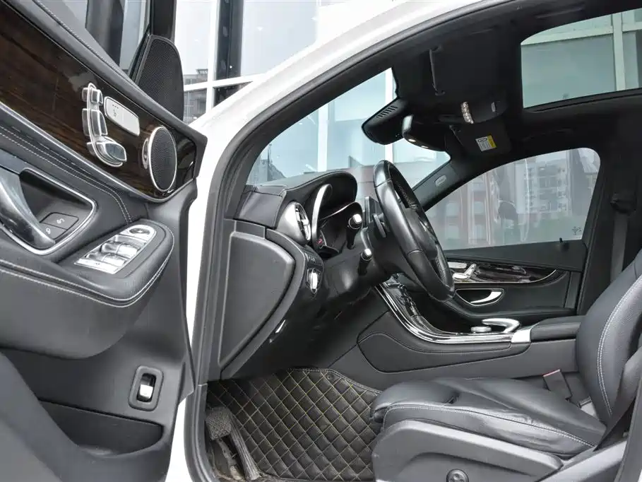 Mercedes-Benz GLC — миниатюра 7