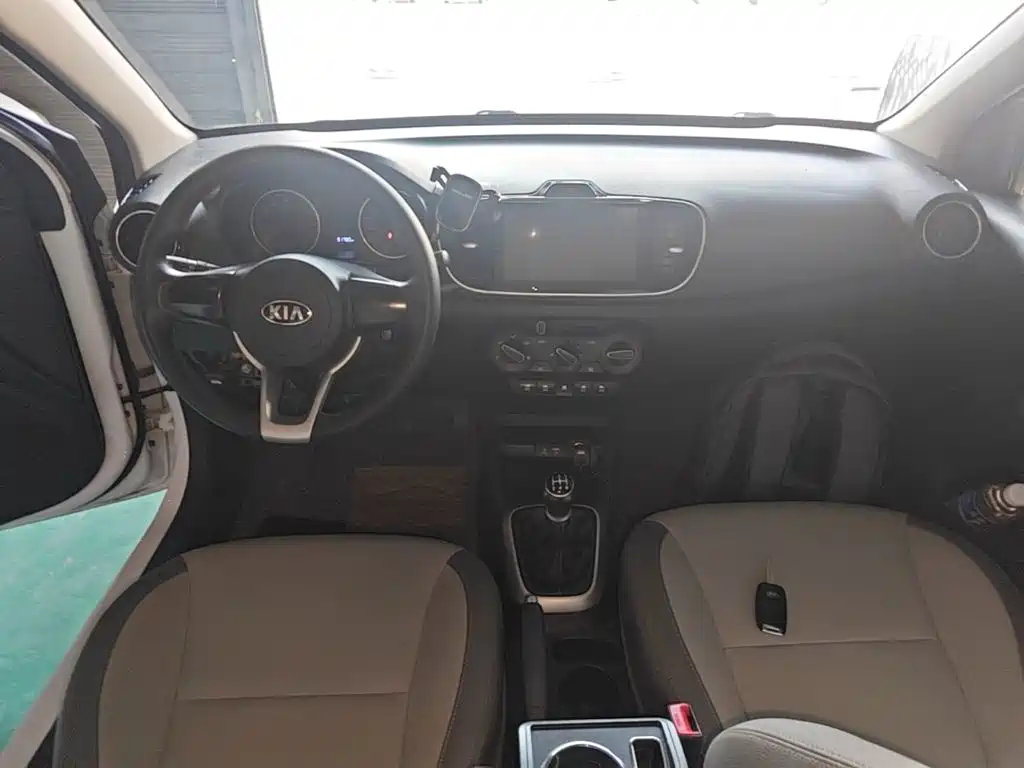 Kia Huanchi — миниатюра 10