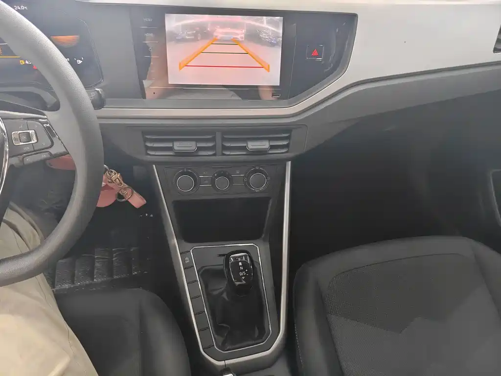 Volkswagen Polo — миниатюра 8