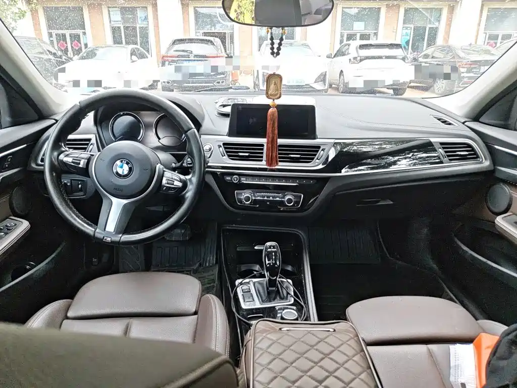 BMW 1 Series — миниатюра 13